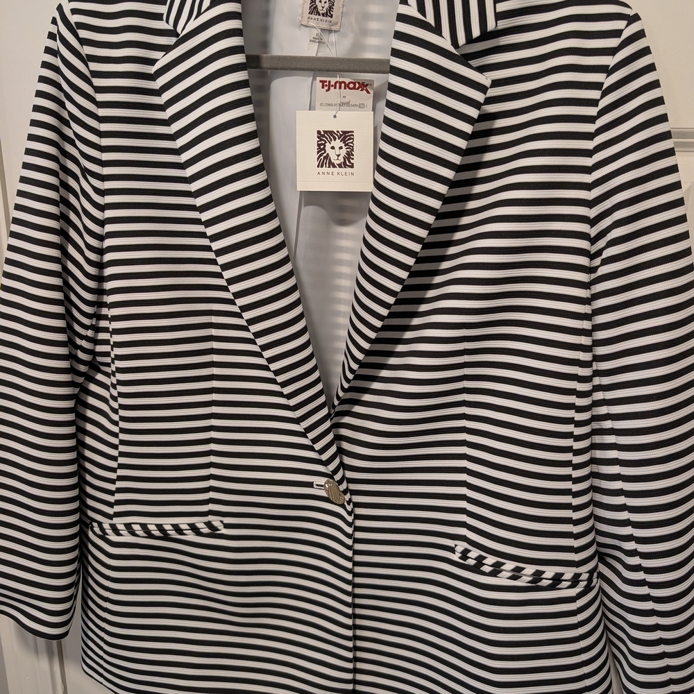 Anne Klein Black and White Striped Blazer Jacket